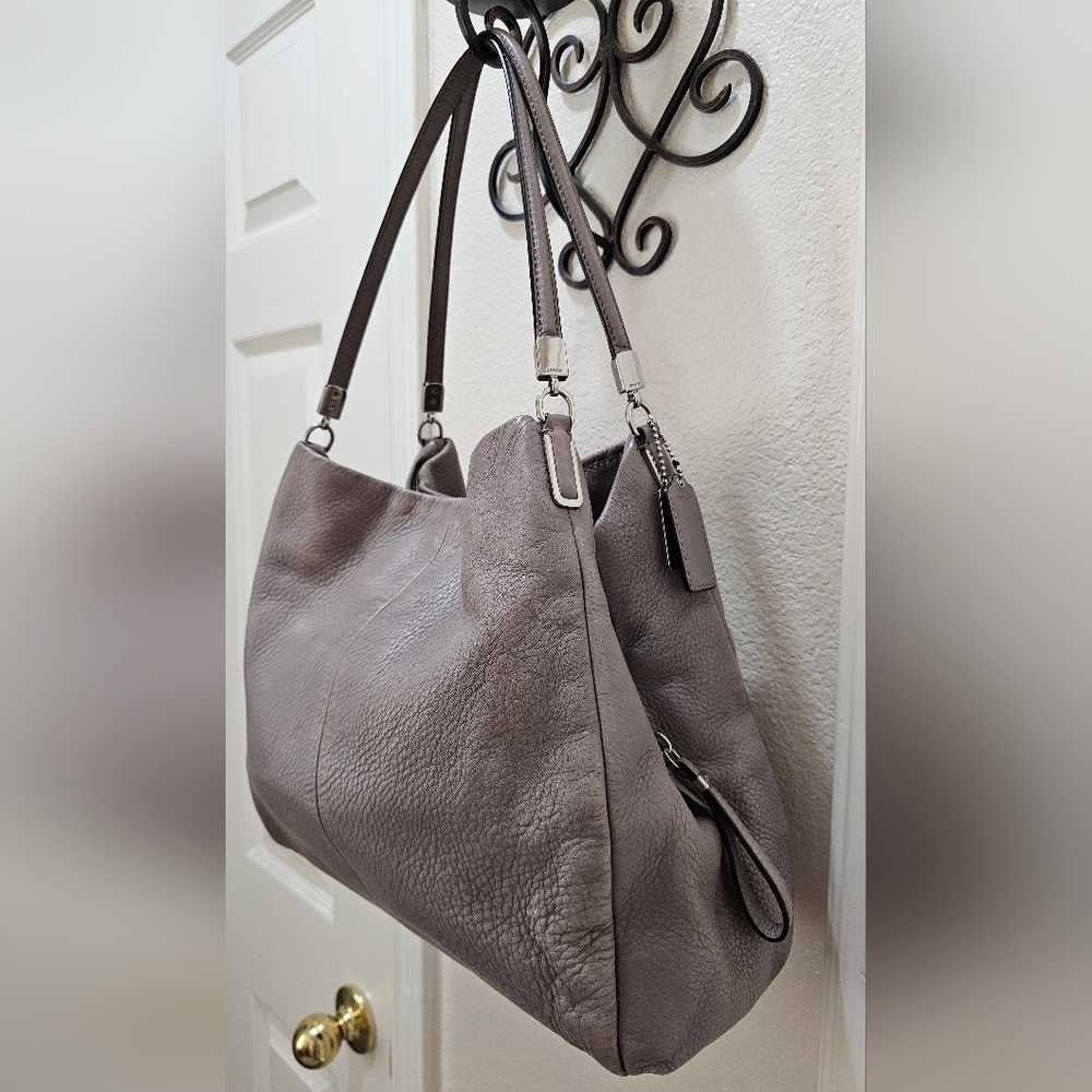 Coach Pebbled Leather Madison Phoebe In Taupe Preloved - Picture 2 of 16